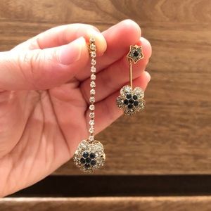 [New] Asymmetric earrings set